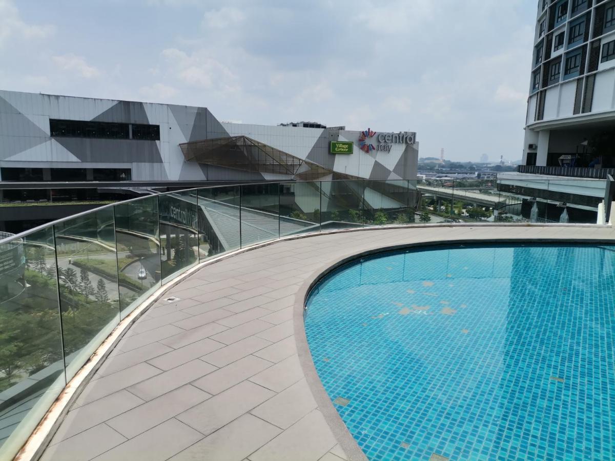 Luxury Family Premier 2r2b # I-city Free Wifi + Parking Apartment